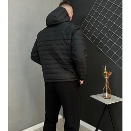Демісезонна куртка Under Armour чорна